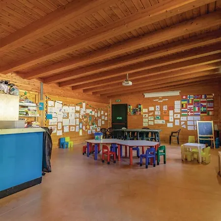 Camping Del Sole - Chalet 4 *